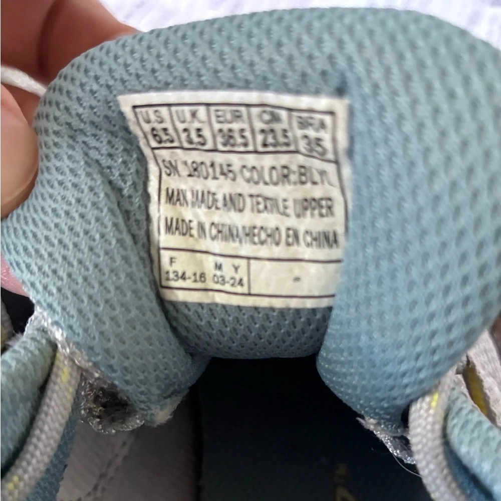 Skechers Women’s Summit AT Artists Bluff Hiking Trail Shoes -‎ Size 6.5